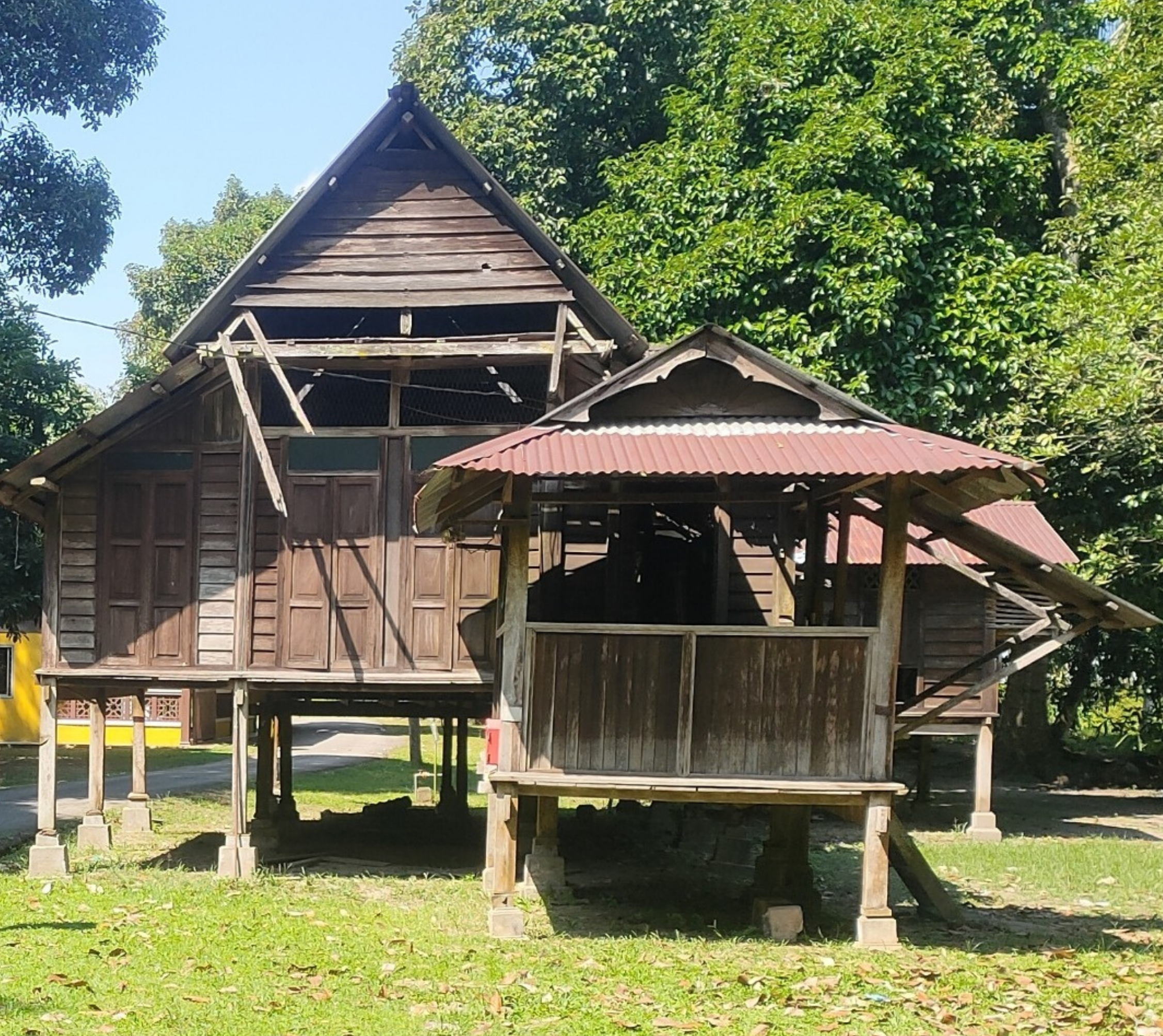 Kampung Labuh Banting